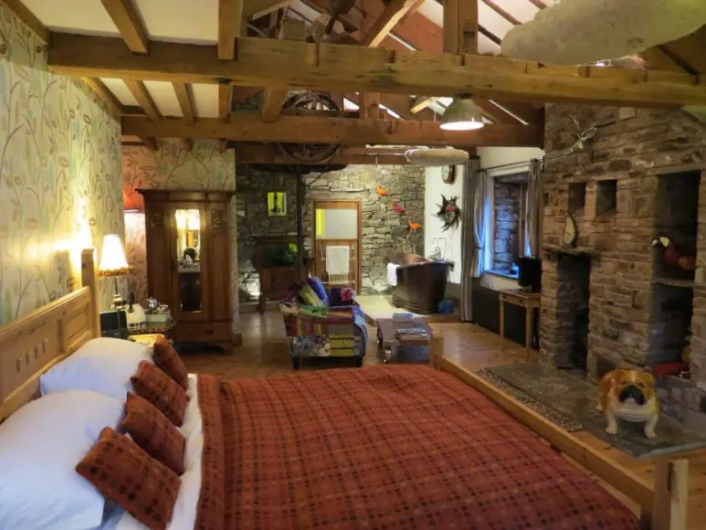 Yorkshire Dales Bed And Breakfast In A Corn Mill - Conversant Traveller